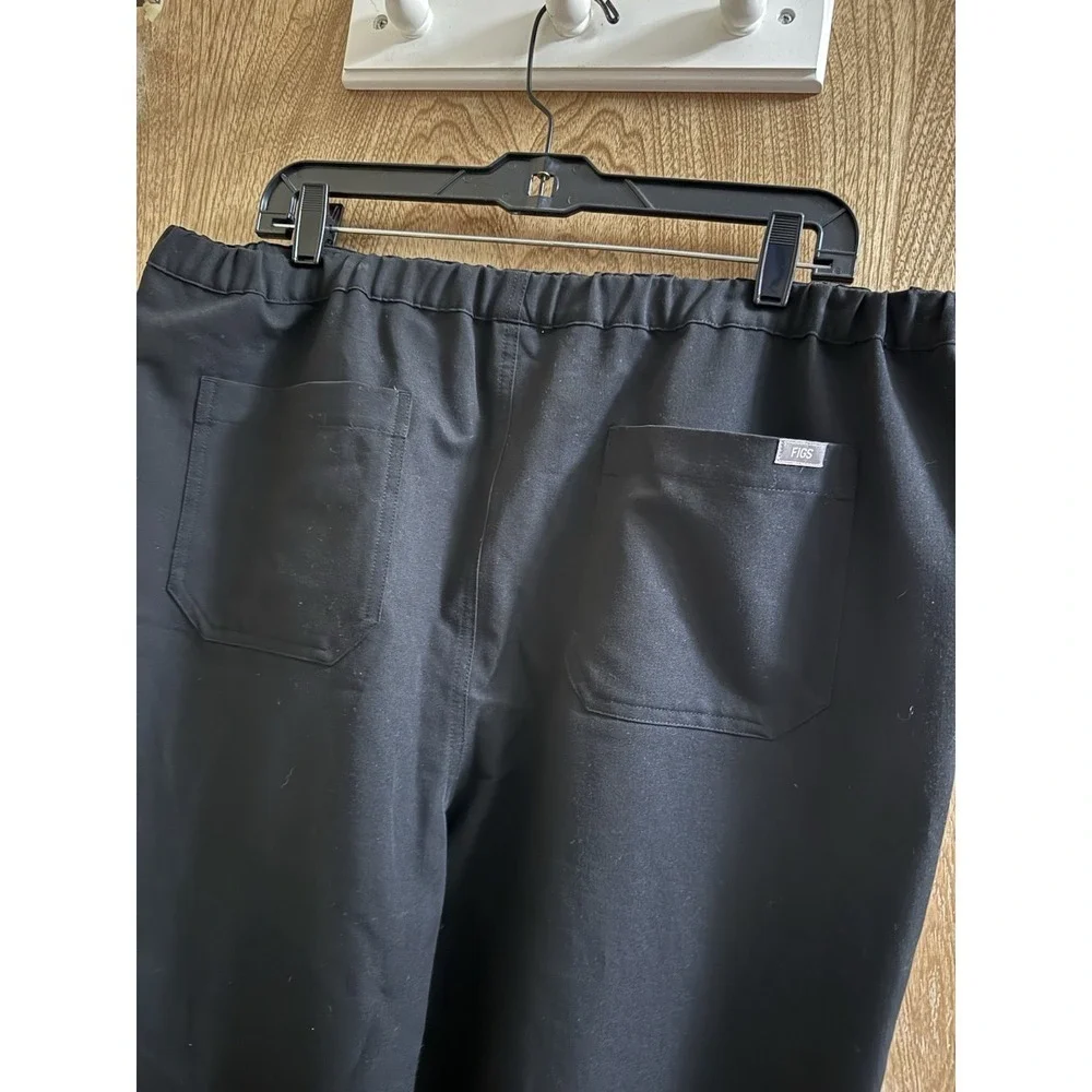 Figs Men’s Pisco Basic Scrub Pants™ Black Straight Leg XL Style FM4500 PO 1429